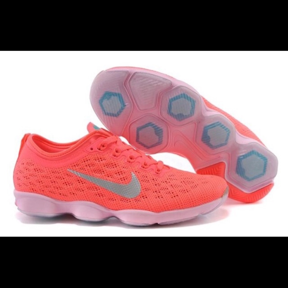 Women’s Nike Zoom Fit Agility Running Shoe